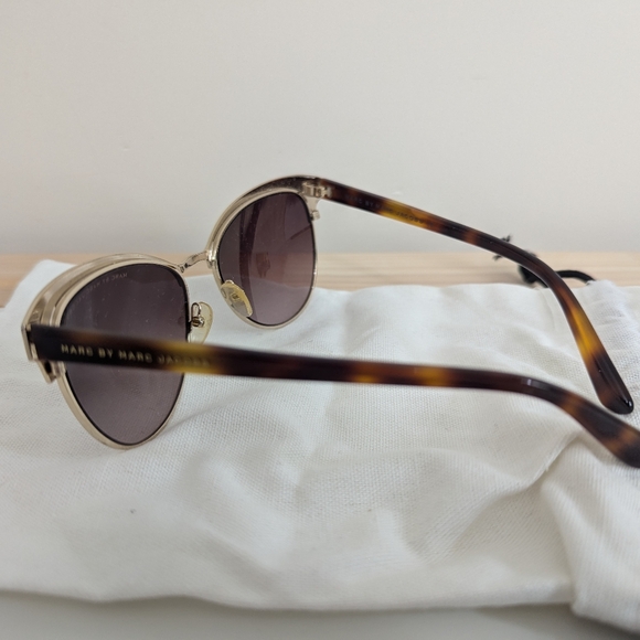 Marc by Marc Jacobs Cat Eye Sunglasses Model 398S - Picture 6 of 8